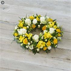 Scented Yellow Wreath